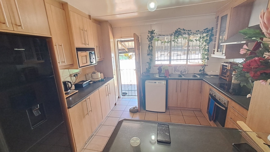 3 Bedroom Property for Sale in Uitsig Free State